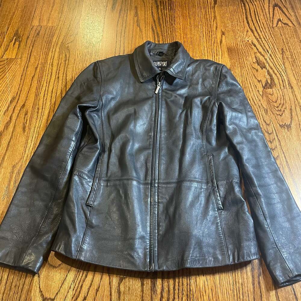 Blassport Women's Vintage Black Genuine Leather Zip-Up Jacket